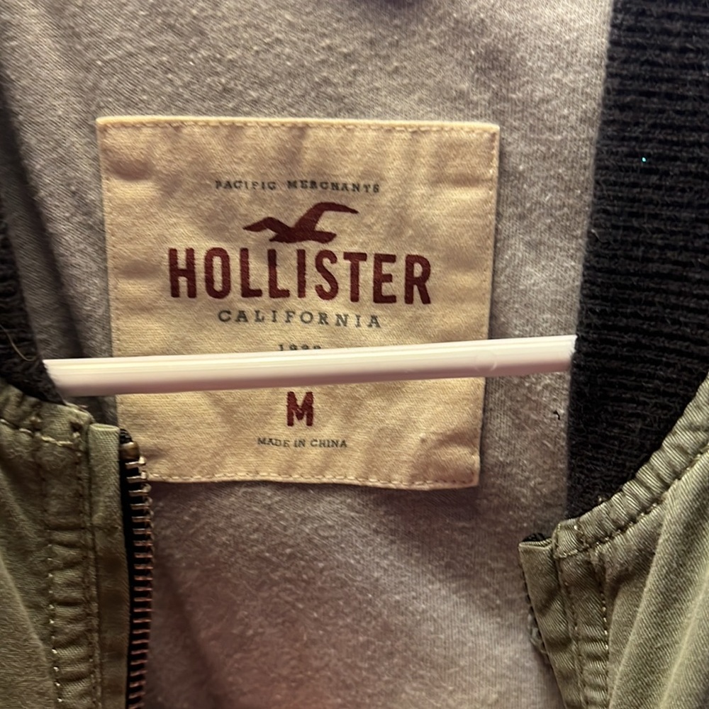 Light jacket. - Picture 2 of 2